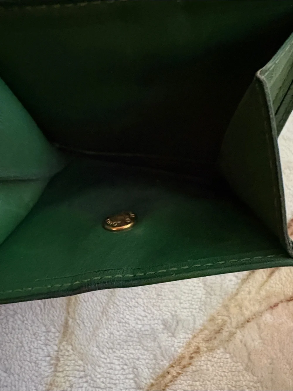 *Vintage 90’s Green* Louis Vuitton Epi Leather Bifold Wallet